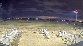 Weather camera view of Lake Charles Rgnl Arpt terminal bldg.