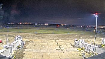 Weather camera view of Lake Charles Rgnl Arpt terminal bldg.