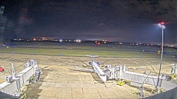 Weather camera view of Lake Charles Rgnl Arpt terminal bldg.