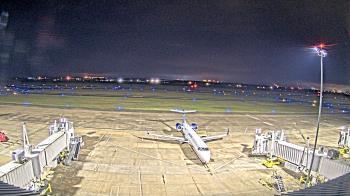 Weather camera view of Lake Charles Rgnl Arpt terminal bldg.