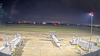 Weather camera view of Lake Charles Rgnl Arpt terminal bldg.