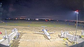 Weather camera view of Lake Charles Rgnl Arpt terminal bldg.