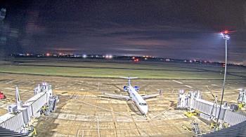 Weather camera view of Lake Charles Rgnl Arpt terminal bldg.