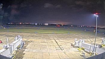 Weather camera view of Lake Charles Rgnl Arpt terminal bldg.