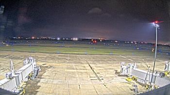 Weather camera view of Lake Charles Rgnl Arpt terminal bldg.