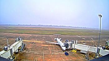 Weather camera view of Lake Charles Rgnl Arpt terminal bldg.