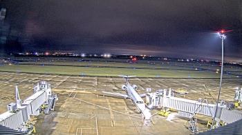 Weather camera view of Lake Charles Rgnl Arpt terminal bldg.