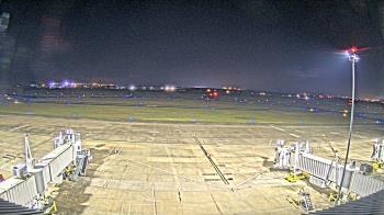 Weather camera view of Lake Charles Rgnl Arpt terminal bldg.
