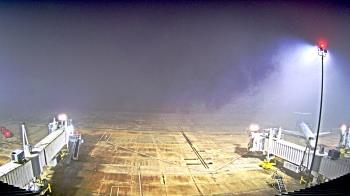Weather camera view of Lake Charles Rgnl Arpt terminal bldg.