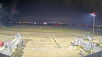 Weather camera view of Lake Charles Rgnl Arpt terminal bldg.