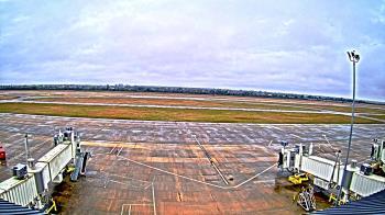 Weather camera view of Lake Charles Rgnl Arpt terminal bldg.
