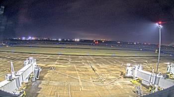 Weather camera view of Lake Charles Rgnl Arpt terminal bldg.