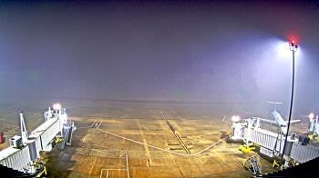 Weather camera view of Lake Charles Rgnl Arpt terminal bldg.