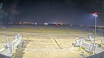 Weather camera view of Lake Charles Rgnl Arpt terminal bldg.
