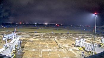 Weather camera view of Lake Charles Rgnl Arpt terminal bldg.