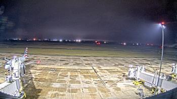 Weather camera view of Lake Charles Rgnl Arpt terminal bldg.