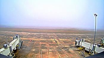 Weather camera view of Lake Charles Rgnl Arpt terminal bldg.