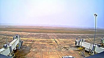 Weather camera view of Lake Charles Rgnl Arpt terminal bldg.