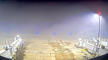 Weather camera view of Lake Charles Rgnl Arpt terminal bldg.