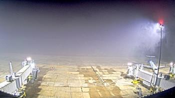 Weather camera view of Lake Charles Rgnl Arpt terminal bldg.