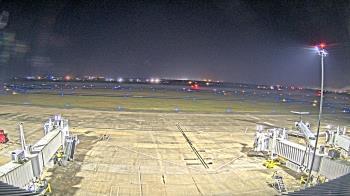 Weather camera view of Lake Charles Rgnl Arpt terminal bldg.