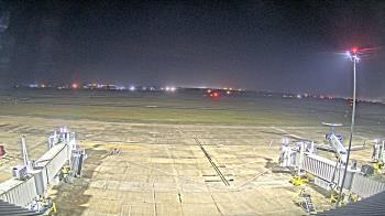 Weather camera view of Lake Charles Rgnl Arpt terminal bldg.