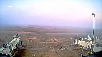 Weather camera view of Lake Charles Rgnl Arpt terminal bldg.