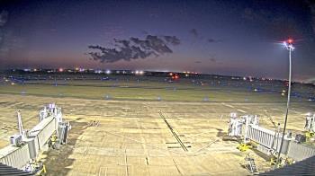 Weather camera view of Lake Charles Rgnl Arpt terminal bldg.