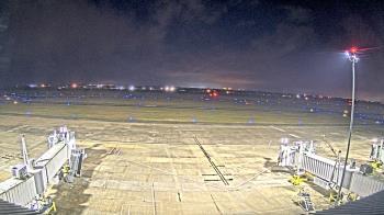 Weather camera view of Lake Charles Rgnl Arpt terminal bldg.