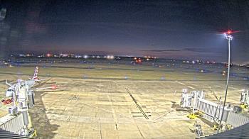 Weather camera view of Lake Charles Rgnl Arpt terminal bldg.