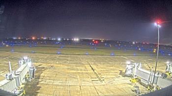 Weather camera view of Lake Charles Rgnl Arpt terminal bldg.