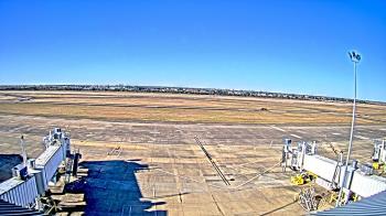 Weather camera view of Lake Charles Rgnl Arpt terminal bldg.