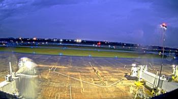 Weather camera view of Lake Charles Rgnl Arpt terminal bldg.