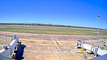 Weather camera view of Lake Charles Rgnl Arpt terminal bldg.