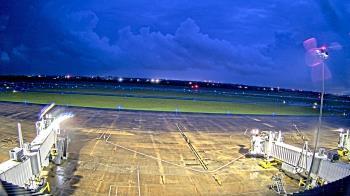 Weather camera view of Lake Charles Rgnl Arpt terminal bldg.