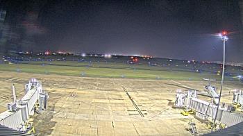 Weather camera view of Lake Charles Rgnl Arpt terminal bldg.