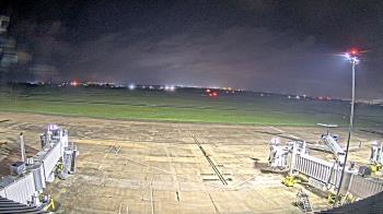 Weather camera view of Lake Charles Rgnl Arpt terminal bldg.
