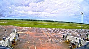 Weather camera view of Lake Charles Rgnl Arpt terminal bldg.