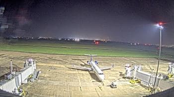 Weather camera view of Lake Charles Rgnl Arpt terminal bldg.