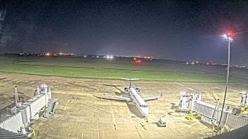 Weather camera view of Lake Charles Rgnl Arpt terminal bldg.