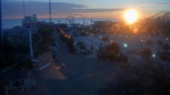 Weather camera view of The Boardwalk Inn.