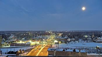 Weather camera view of Kankakee County Administration Building.