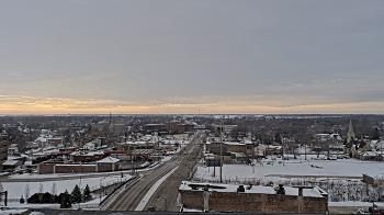 Weather camera view of Kankakee County Administration Building.