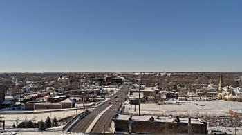 Weather camera view of Kankakee County Administration Building.