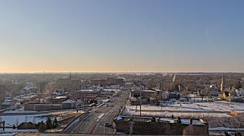 Weather camera view of Kankakee County Administration Building.