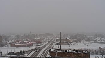 Weather camera view of Kankakee County Administration Building.