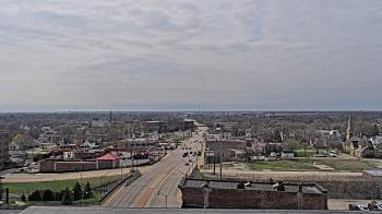 Weather camera view of Kankakee County Administration Building.