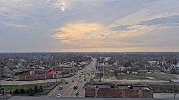 Weather camera view of Kankakee County Administration Building.