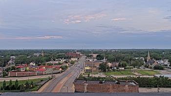 Weather camera view of Kankakee County Administration Building.