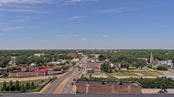Weather camera view of Kankakee County Administration Building.